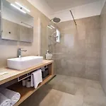 Valis Apart-hotel Lopar