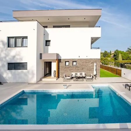 Valis Hotel apartamentowy