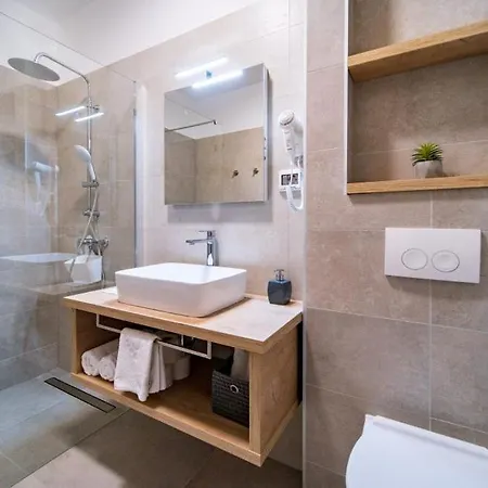 Hotel apartamentowy Valis
